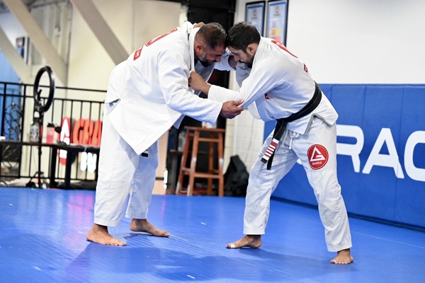 Adults self defense Santa Ana California